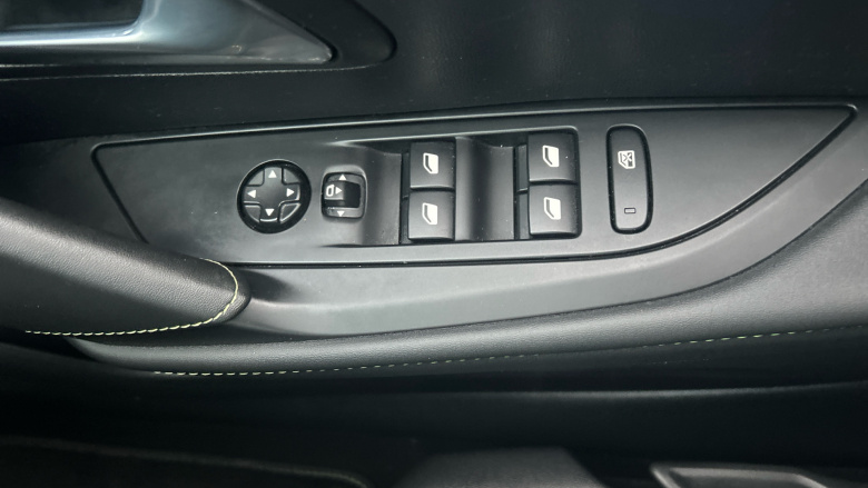 Peugeot 208 1.2 PureTech 100 GT 5dr Petrol Hatchback